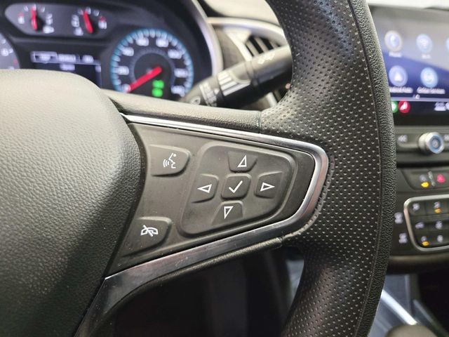 Chevrolet Malibu Vehicle Full-screen Gallery Image 17