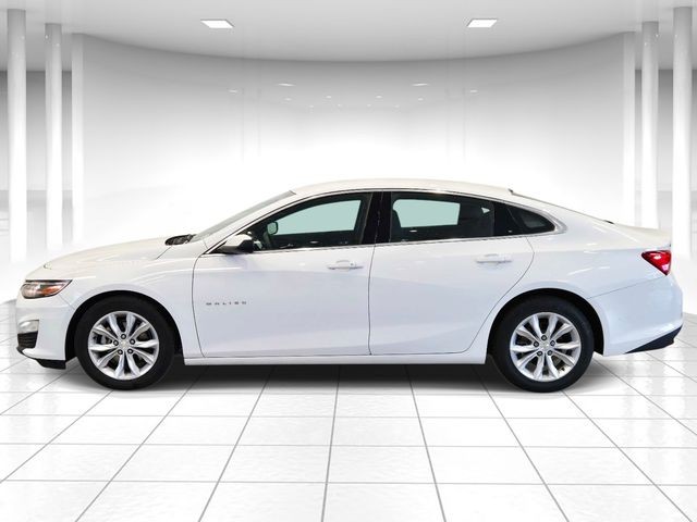 Chevrolet Malibu Vehicle Full-screen Gallery Image 02
