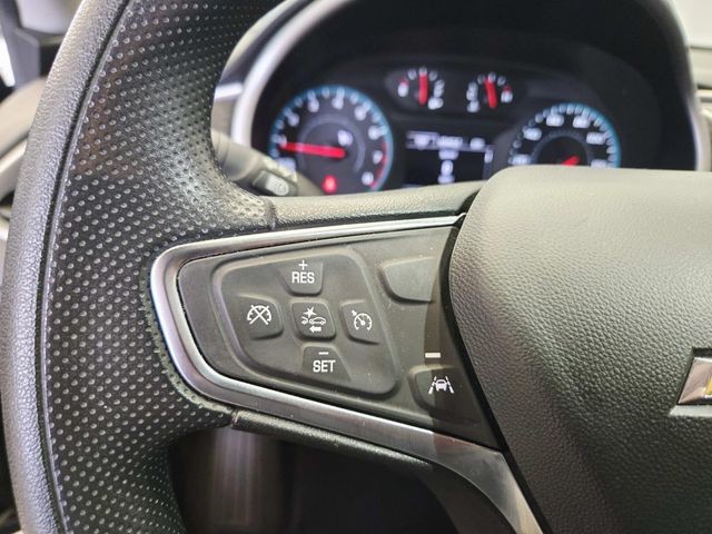 Chevrolet Malibu Vehicle Full-screen Gallery Image 16