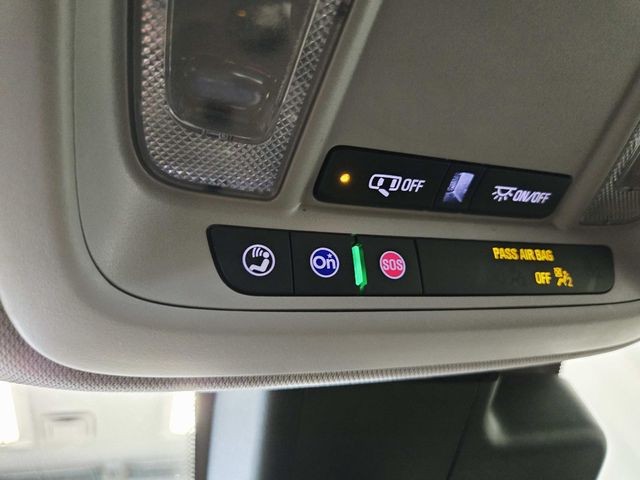 Chevrolet Malibu Vehicle Full-screen Gallery Image 27