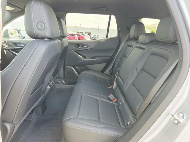 Chevrolet Equinox Vehicle Full-screen Gallery Image 09