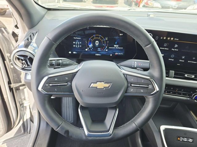 Chevrolet Equinox Vehicle Full-screen Gallery Image 15