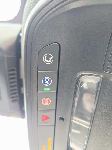Chevrolet Equinox Vehicle Full-screen Gallery Image 27