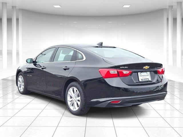 Chevrolet Malibu Vehicle Full-screen Gallery Image 03