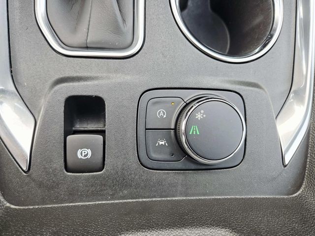 Chevrolet Traverse Limited Vehicle Full-screen Gallery Image 27