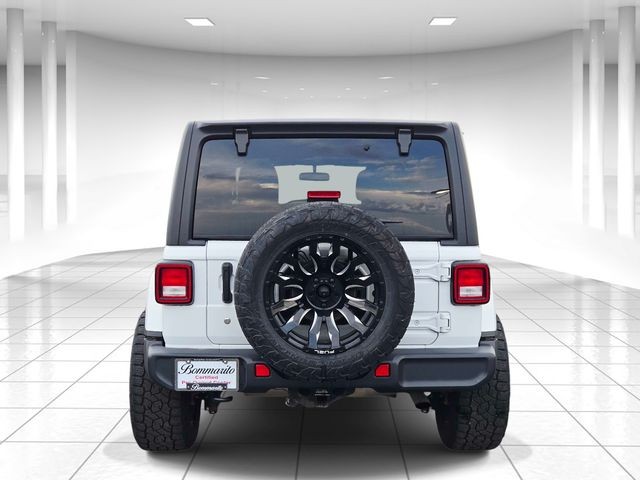 Jeep Wrangler Unlimited Vehicle Full-screen Gallery Image 04