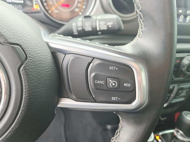 Jeep Wrangler Unlimited Vehicle Full-screen Gallery Image 21