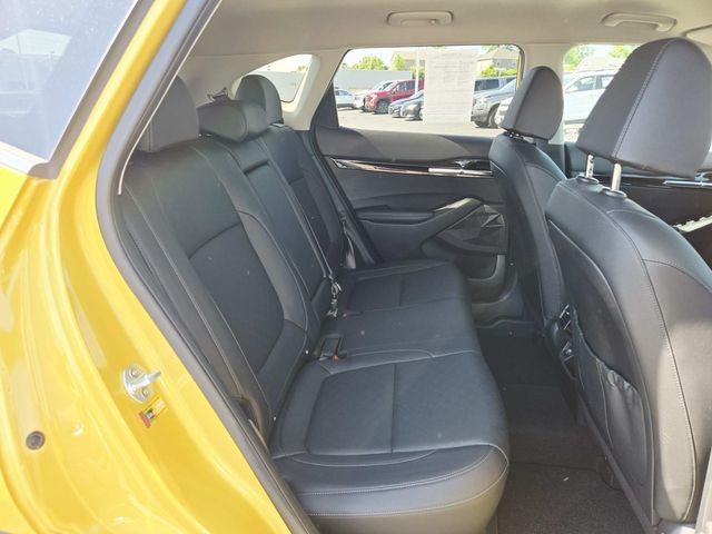 Kia Seltos Vehicle Full-screen Gallery Image 12