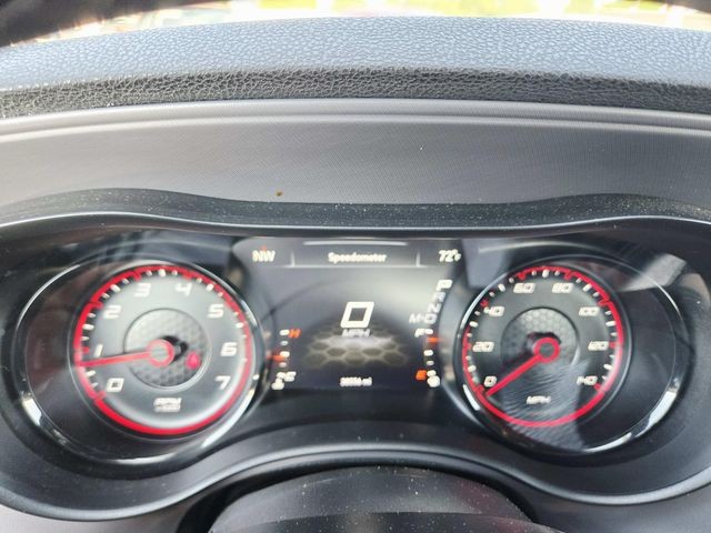 Dodge Charger Vehicle Full-screen Gallery Image 18
