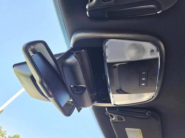 Dodge Charger Vehicle Full-screen Gallery Image 27