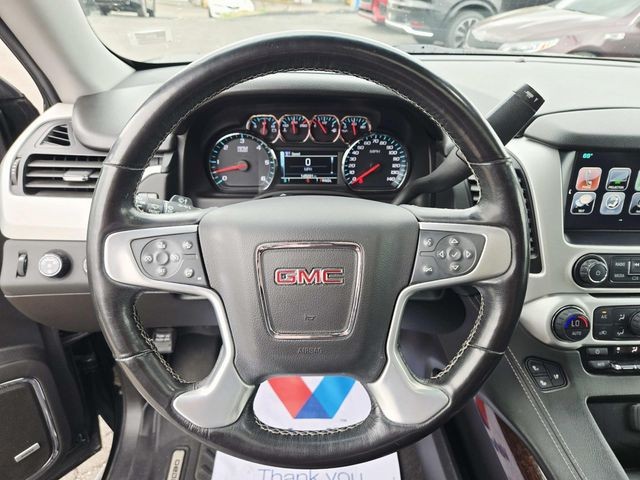 GMC Yukon Vehicle Full-screen Gallery Image 18