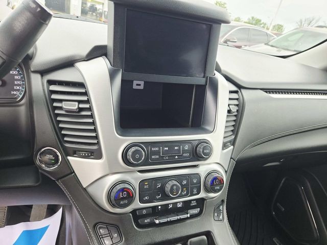 GMC Yukon Vehicle Full-screen Gallery Image 24