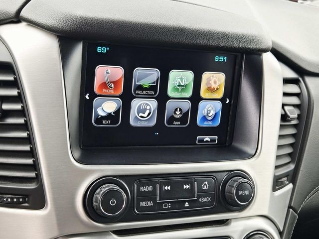 GMC Yukon Vehicle Full-screen Gallery Image 25