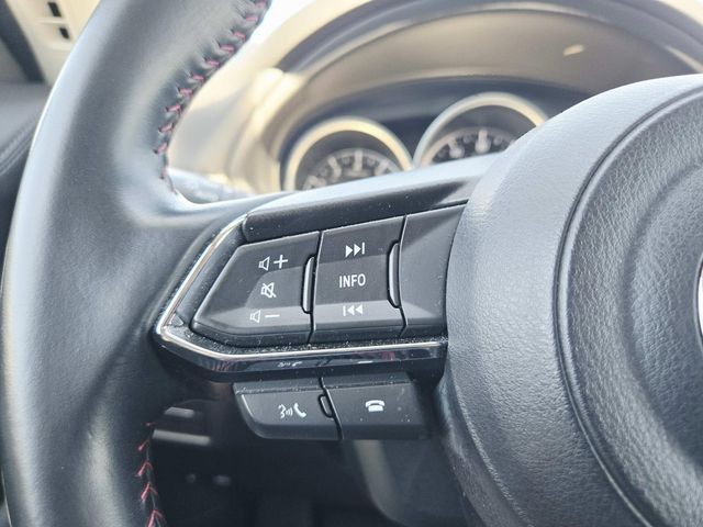 Mazda CX-5 Vehicle Full-screen Gallery Image 16