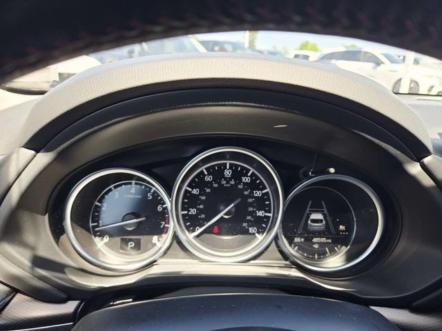 Mazda CX-5 Vehicle Full-screen Gallery Image 18
