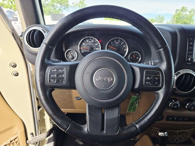 Jeep Wrangler Unlimited Vehicle Full-screen Gallery Image 06