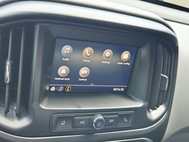 GMC Canyon Vehicle Full-screen Gallery Image 23