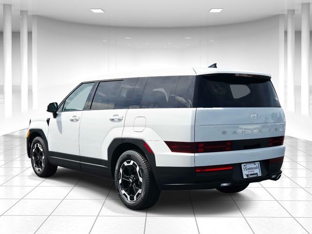Hyundai Santa Fe Vehicle Full-screen Gallery Image 03