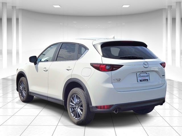 Mazda CX-5 Vehicle Full-screen Gallery Image 03