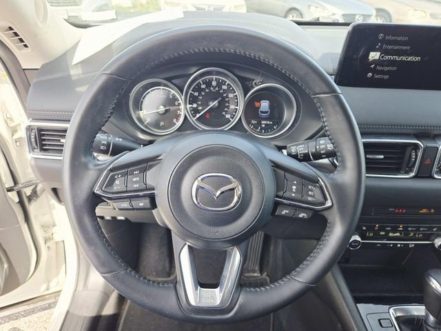 Mazda CX-5 Vehicle Full-screen Gallery Image 14