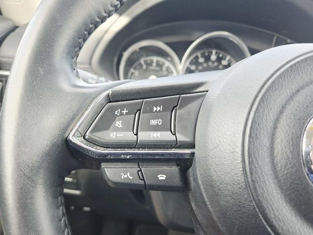 Mazda CX-5 Vehicle Full-screen Gallery Image 15