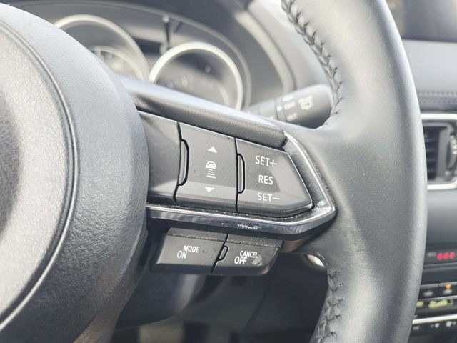 Mazda CX-5 Vehicle Full-screen Gallery Image 16
