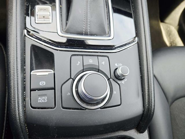 Mazda CX-5 Vehicle Full-screen Gallery Image 26