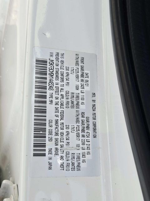 Mazda CX-5 Vehicle Full-screen Gallery Image 32