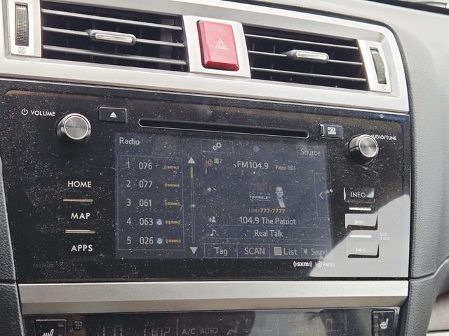 Subaru Outback Vehicle Full-screen Gallery Image 10