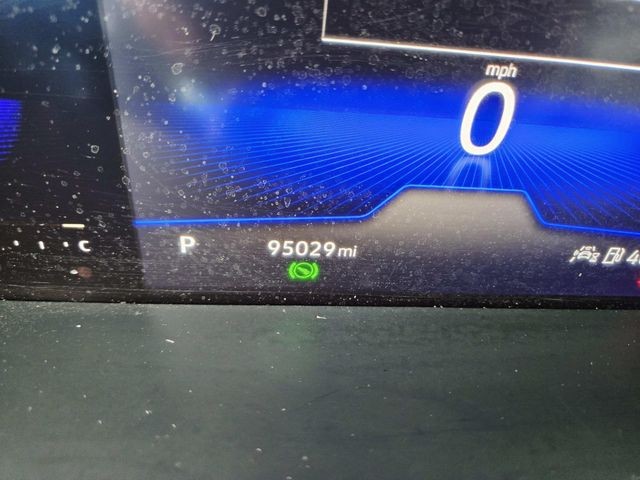 Volkswagen Taos Vehicle Full-screen Gallery Image 20