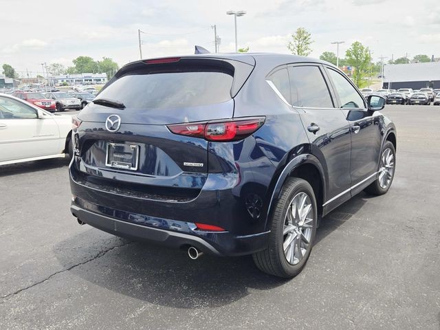 Mazda CX-5 Vehicle Full-screen Gallery Image 02