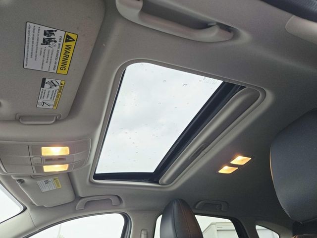 Mazda CX-5 Vehicle Full-screen Gallery Image 07