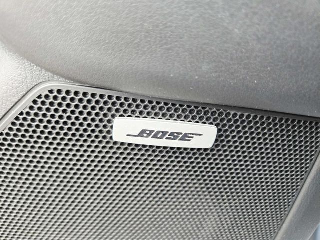 Mazda CX-5 Vehicle Full-screen Gallery Image 18