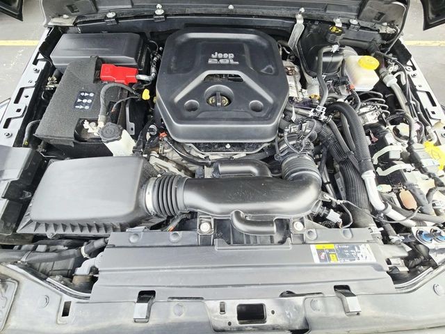 Jeep Wrangler Unlimited Vehicle Full-screen Gallery Image 16