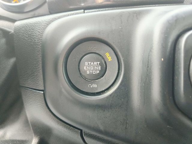 Jeep Wrangler Unlimited Vehicle Full-screen Gallery Image 31