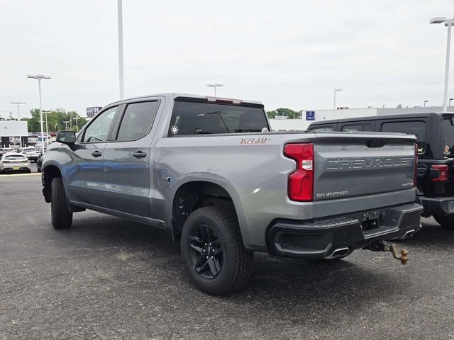 Chevrolet Silverado 1500 Vehicle Full-screen Gallery Image 03