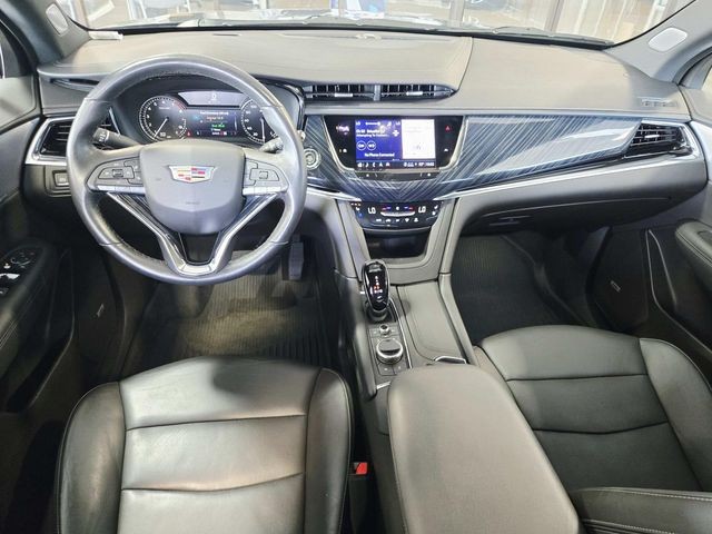 Cadillac XT6 Vehicle Full-screen Gallery Image 07