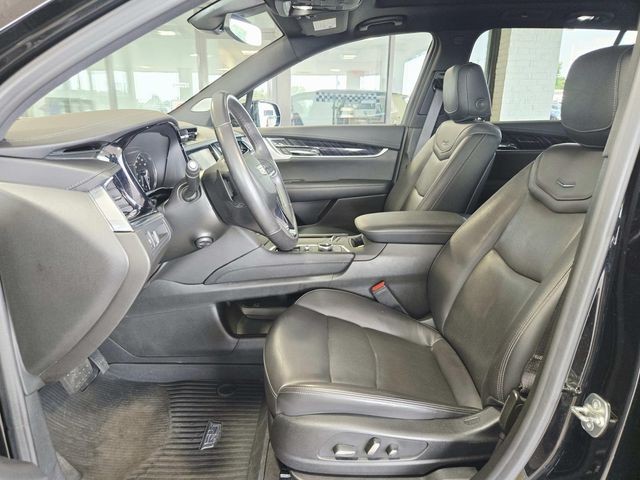Cadillac XT6 Vehicle Full-screen Gallery Image 09