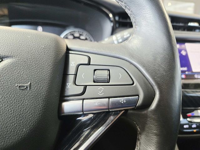 Cadillac XT6 Vehicle Full-screen Gallery Image 20