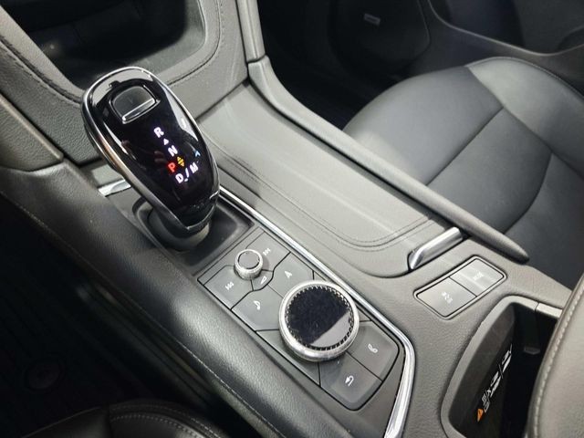 Cadillac XT6 Vehicle Full-screen Gallery Image 29