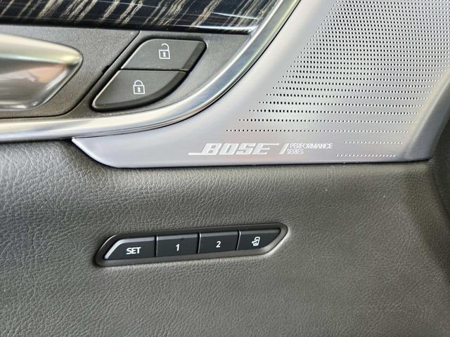 Cadillac XT6 Vehicle Full-screen Gallery Image 33