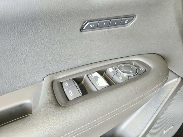 Cadillac XT6 Vehicle Full-screen Gallery Image 34