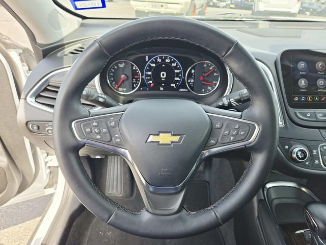 Chevrolet Malibu Vehicle Full-screen Gallery Image 14