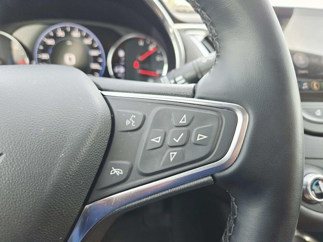 Chevrolet Malibu Vehicle Full-screen Gallery Image 16