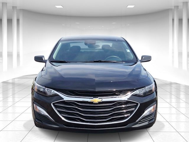 Chevrolet Malibu Vehicle Full-screen Gallery Image 05