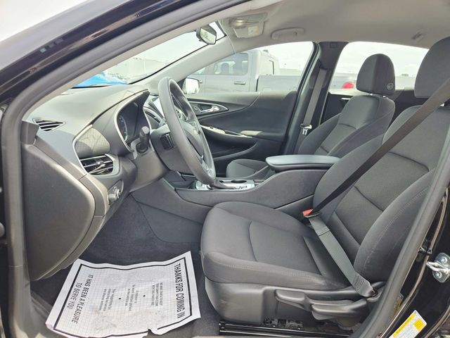 Chevrolet Malibu Vehicle Full-screen Gallery Image 08