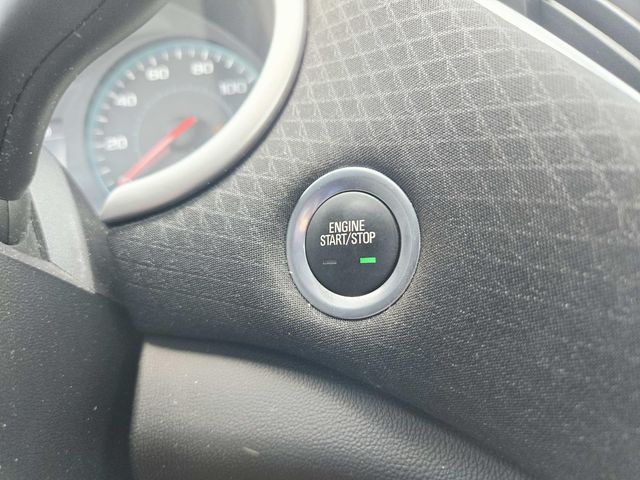 Chevrolet Malibu Vehicle Full-screen Gallery Image 26