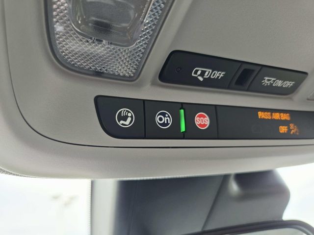 Chevrolet Malibu Vehicle Full-screen Gallery Image 27
