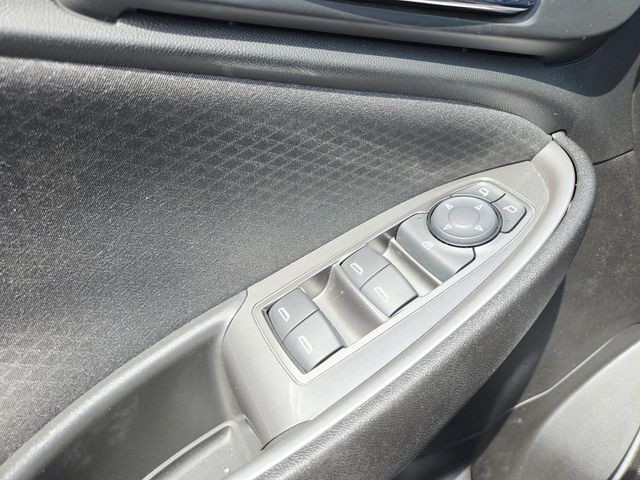 Chevrolet Malibu Vehicle Full-screen Gallery Image 29
