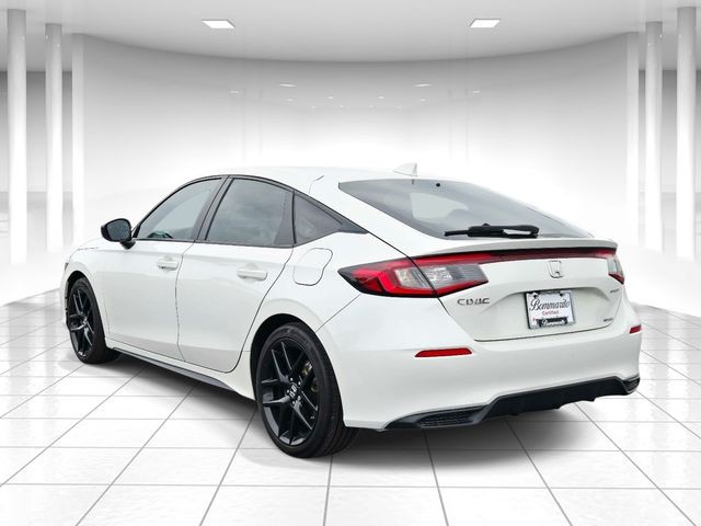 Honda Civic Hatchback Hybrid Vehicle Full-screen Gallery Image 03